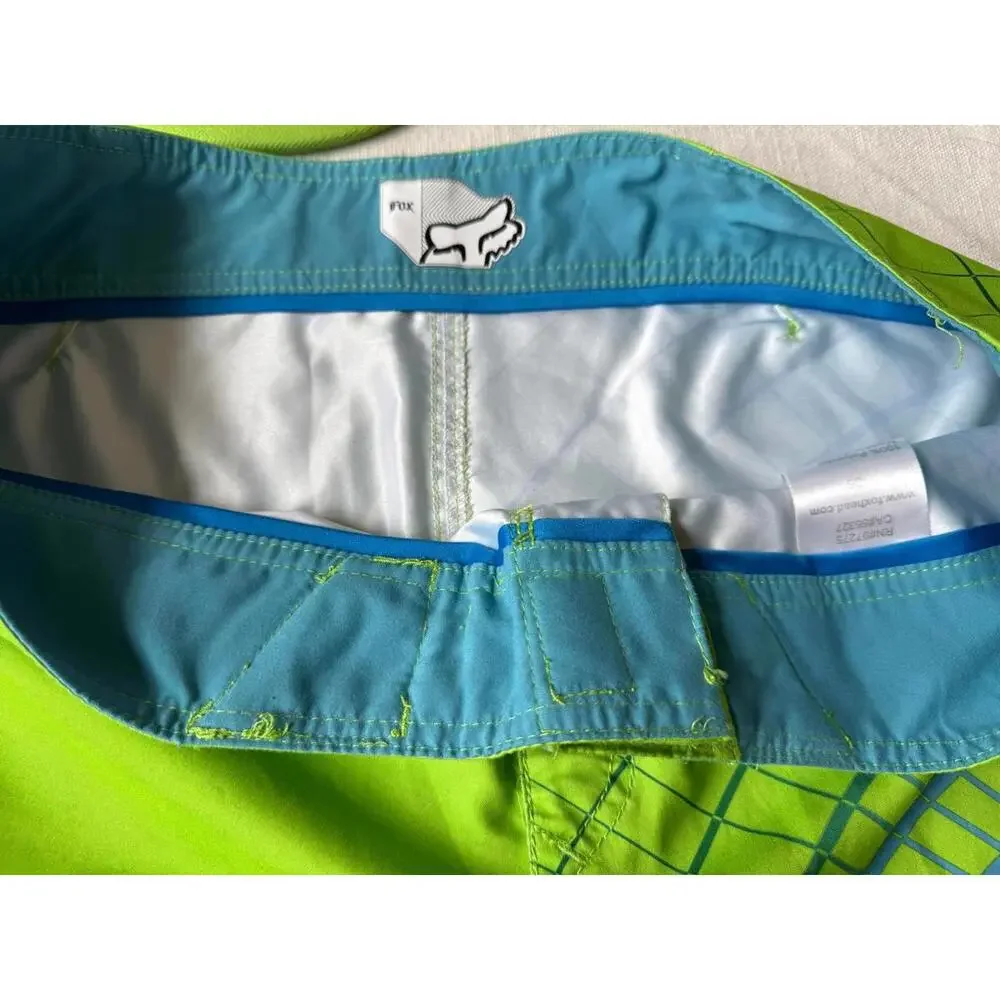 Vintage Fox Racing Board Shorts Size 36 & Vintage Fox/Monster SnapBack Hat - Picture 3 of 9